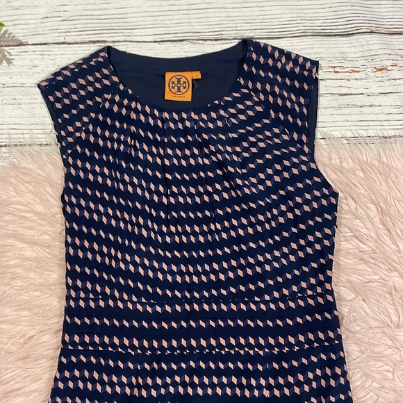 Tory Burch Marlow Geometric Sleeveless Silk Sheath Dress - Picture 5 of 9